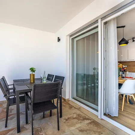 빌라 Ema And Ana 풀라