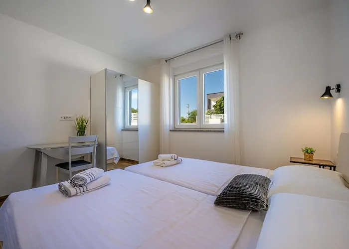 Villa Ema And Ana Pula